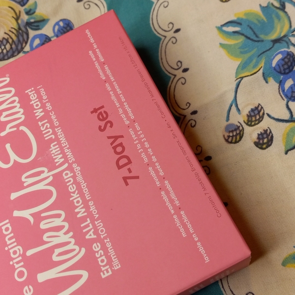 MakeUp Eraser Makeup The Orginal Make Up Eraser 7 Day Set Poshmark